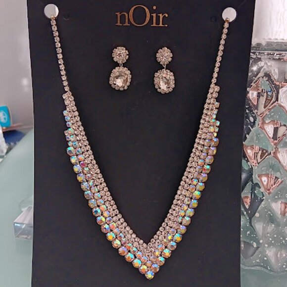NOIR JEWELRY 2pc Glamorous Silver Clear & Iridescent Crystal Necklace/Earrings - Picture 1 of 4
